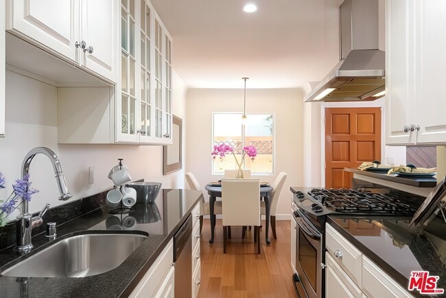 Photo - 922 16th St Unidad 922 16th St.  3