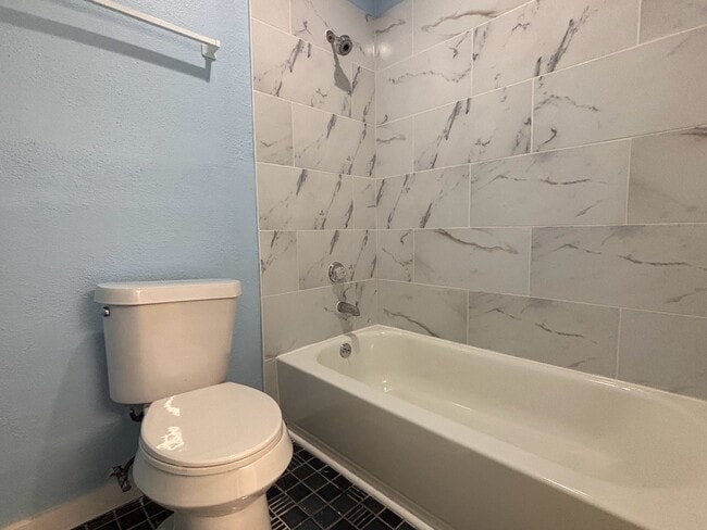 Photo - 8055 Cambridge St Unidad 16