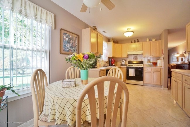 Photo - 81 Pagoda Ln