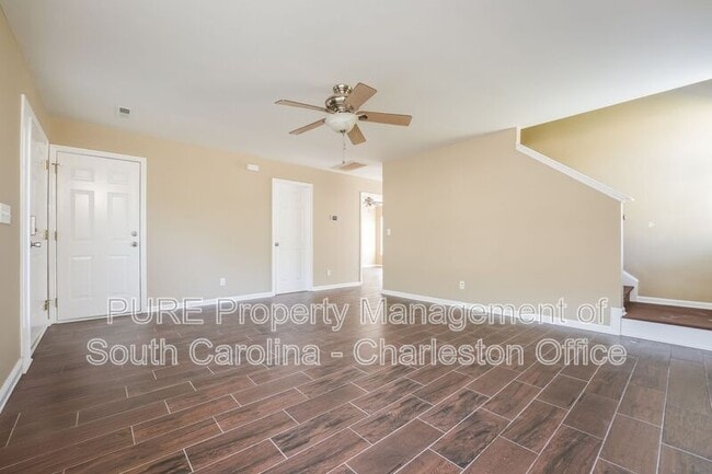 Photo - 4821 Oak Leaf Rd