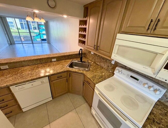 Photo - 6 Royal Palm Way Unit 102