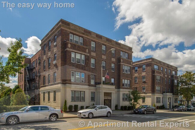 Building Photo - 136 Highland Ave Unit #22