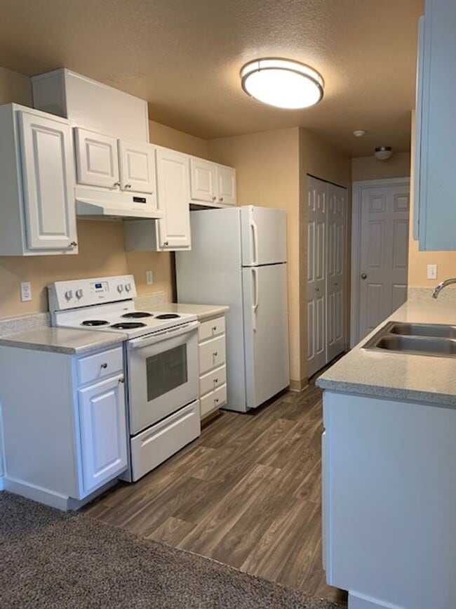 Signature Apartments