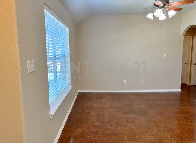 Photo - Nice 3/2 on Cul-De-Sac in Weatherford For Rent!