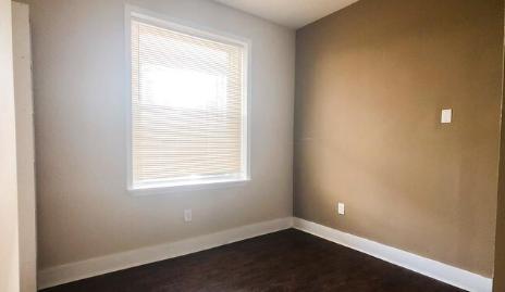 Photo - 5138 Ludlow St