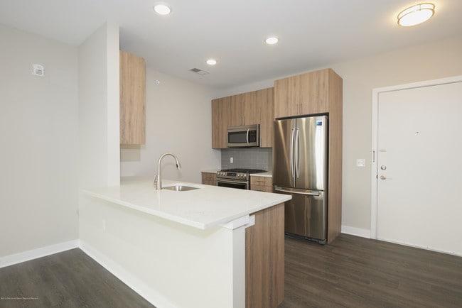 Photo - 92 Drs James Parker Blvd Unit 102
