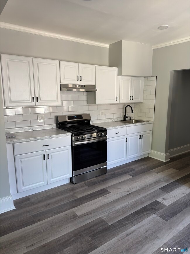 Photo - 67-69-69 Westbourne Pkwy Unit 3
