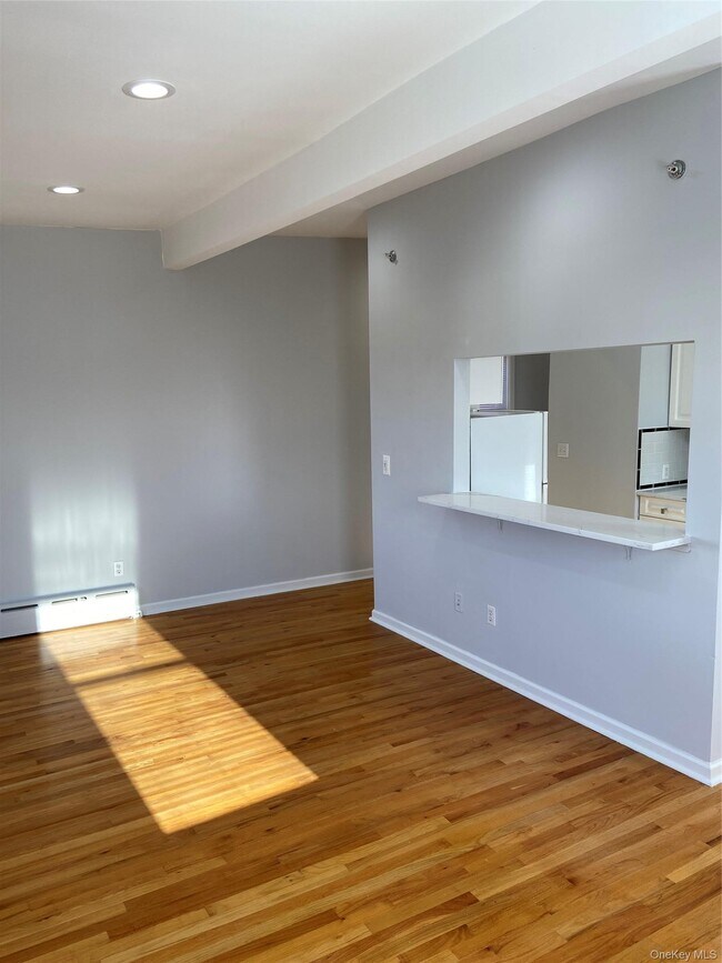 Photo - 108 Main St Unit 3