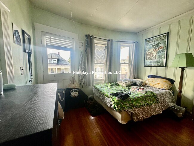 Photo - 84 Quincy St