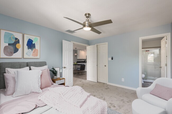 Photo - 4354 N 82nd St Unidad 259