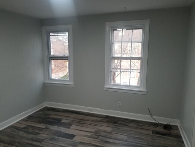 Sala de estar - 46 S Bedford St Unidad 2