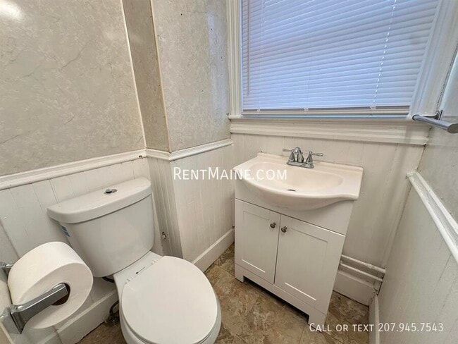 Photo - 99 Sanford St Unit B