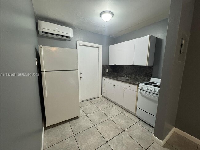 Photo - 5010 NW 2nd Ave Unit 2