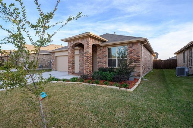 Photo - 225 Red Fox Ln