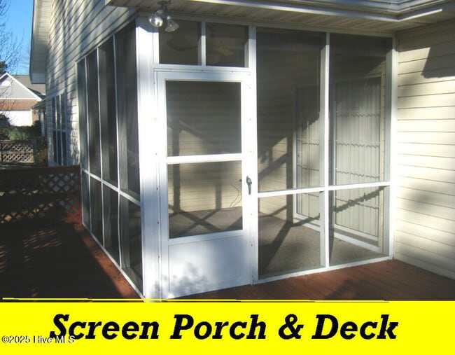 Photo - 202 Kinloch Way