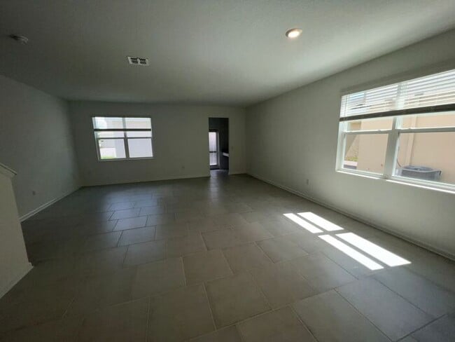 Photo - Nearly New 4 bedroom 2.5 bath St. Cloud ho...