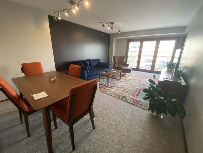 Photo - 300 Walnut St Unit 507