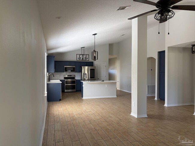 Photo - 4776 Hilarita Cir