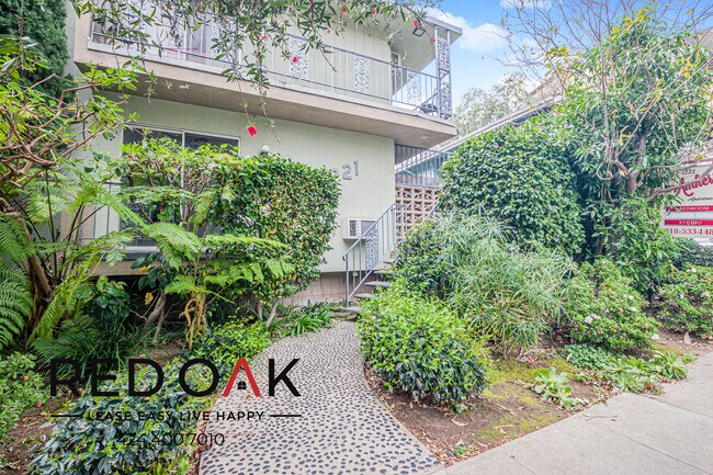 Photo - 1221 Amherst Ave Unit 1