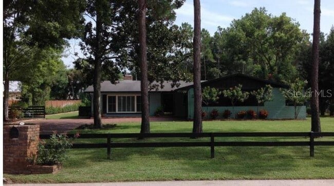 Building Photo - 11129 Lake Butler Blvd