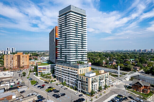 West22