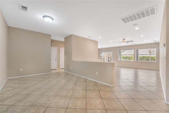 Photo - 2560 Crater Rock St