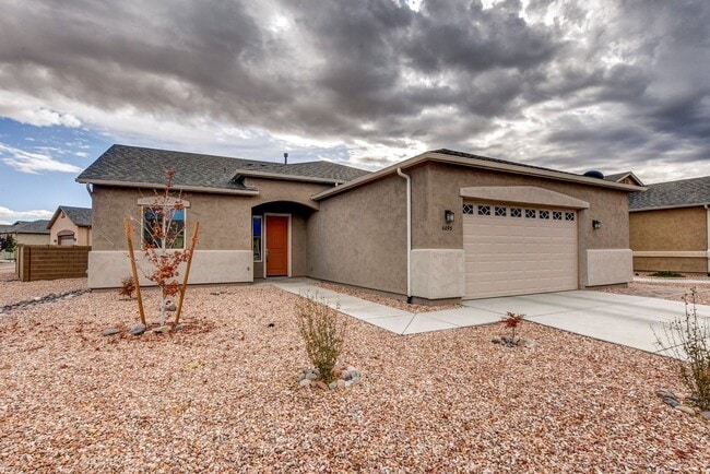 Photo - 3 Bed 2 Bath Home with 2.5 Car Garage for Rent in Granville!
