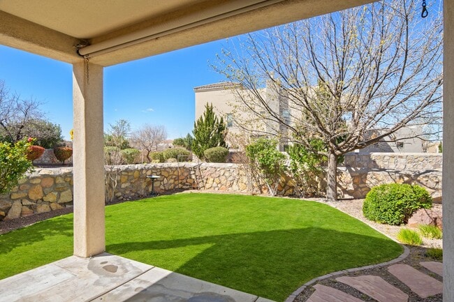 Photo - Spacious Home in Del Prado with pool access