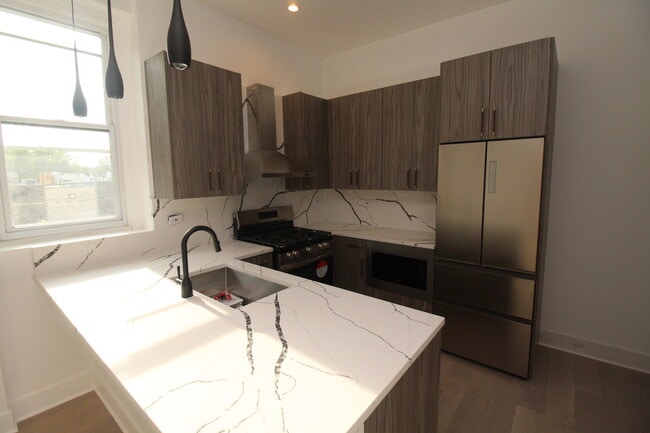 Photo - 1236 W Hubbard St Unit 3N