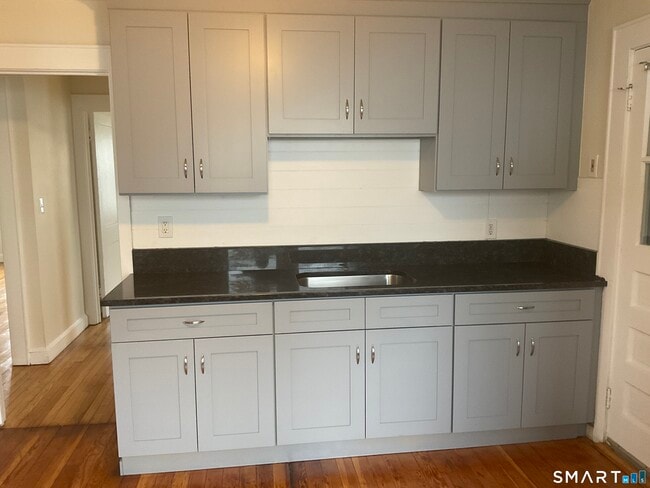 Photo - 340 Knowlton St