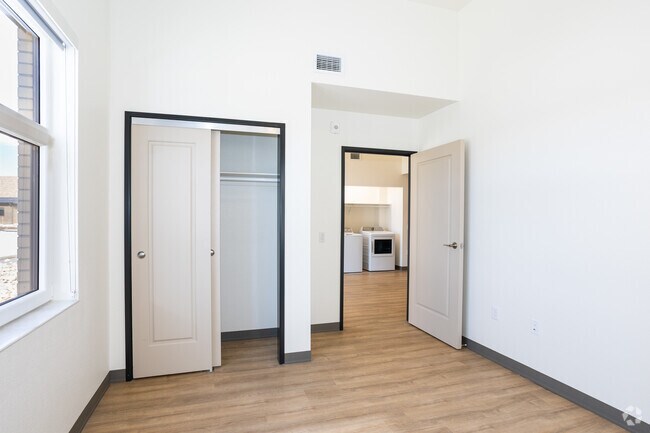Alternate 2BR, 1BA - 940SF - Bedroom