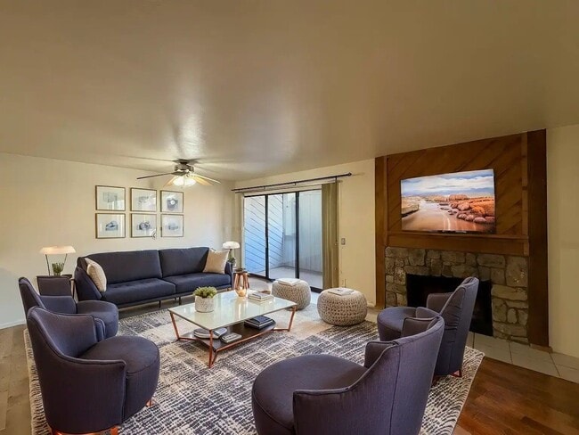 Building Photo - 14046 E Stanford Cir Unit I5