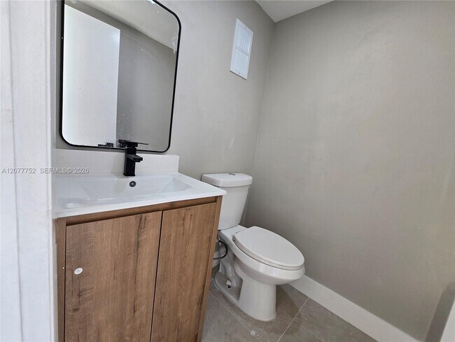 Photo - 17120 SW 94th Ave