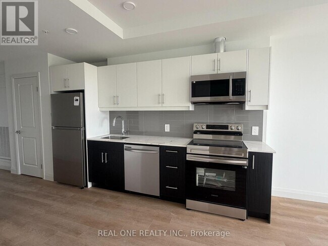 Photo - 1333 Weber St E Unit 1010