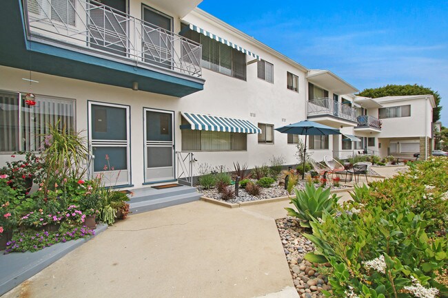 Photo - 1030 20th St in Santa Monica - North of Wi...