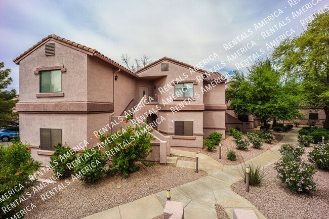 Building Photo - 9555 E Raintree Dr Rental