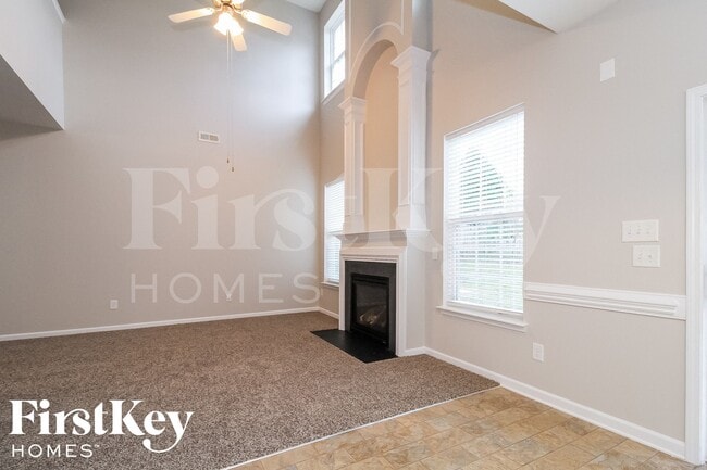 Photo - 2592 Viola Ct