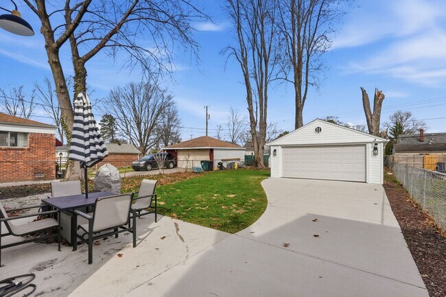 Photo - 3202 N Connecticut Ave