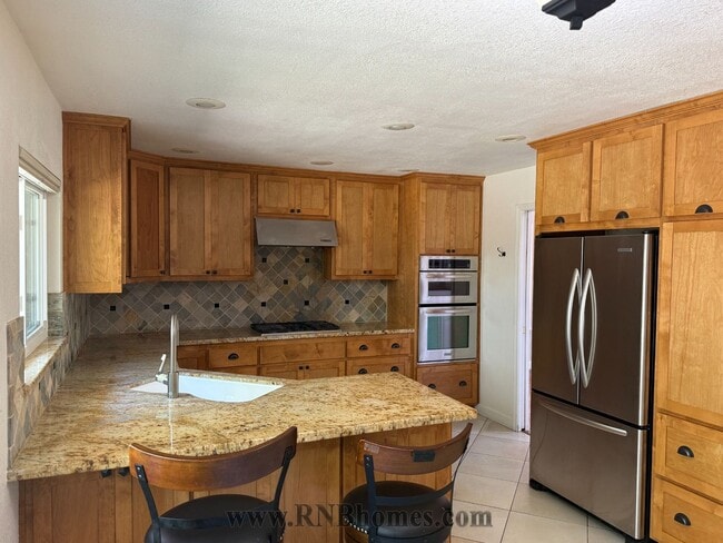 Photo - 8301 Dalkeith Way