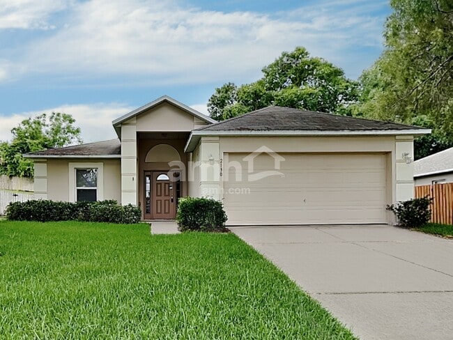 Photo - 2130 Sandridge Cir House