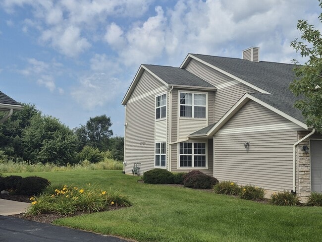 Photo - 901 Penny Ln