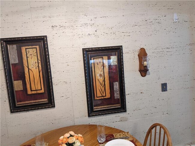 Photo - 1458 Crittenden Rd