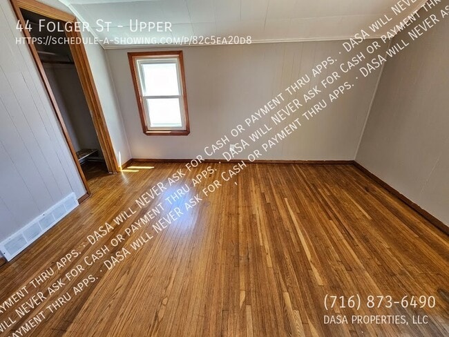 44 Folger St Unit Upper