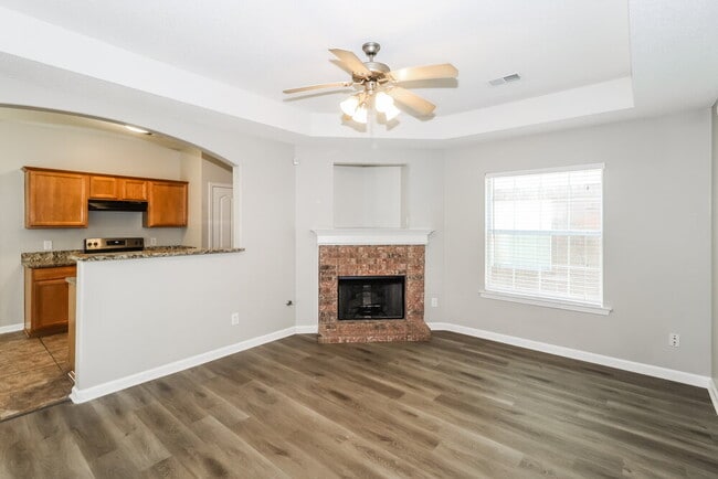 Photo - 10093 Woodland Hills Dr