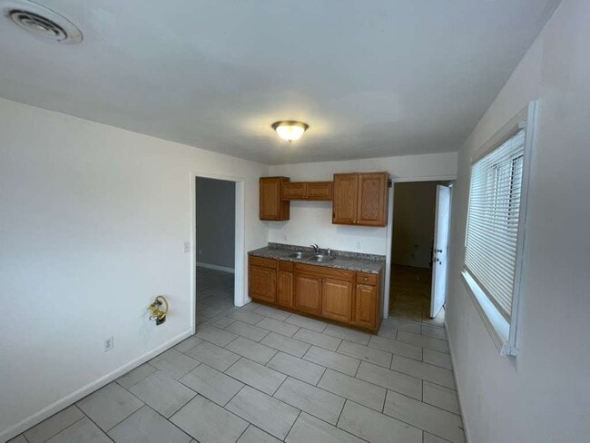 Photo - 9558 Meyers Rd