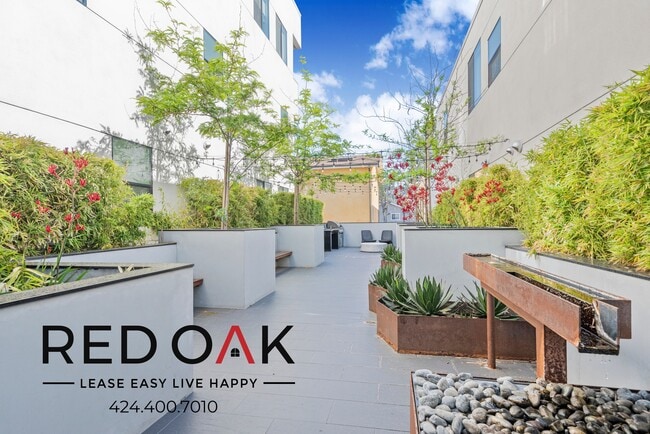 Photo - 2409 Griffith Park Blvd Unit 407