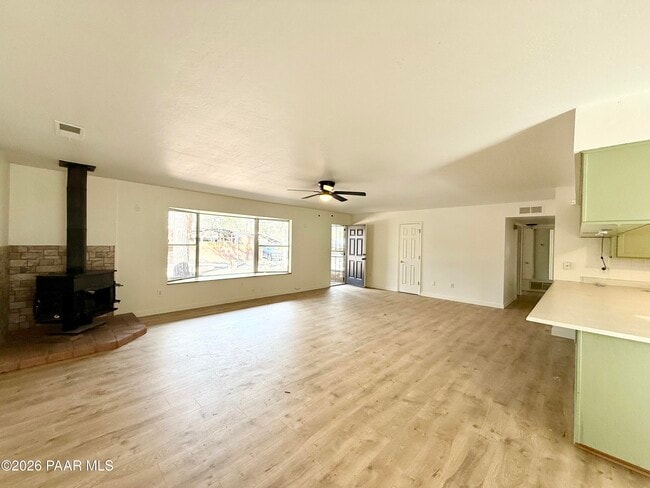 Photo - 841 E Pine Knoll Dr