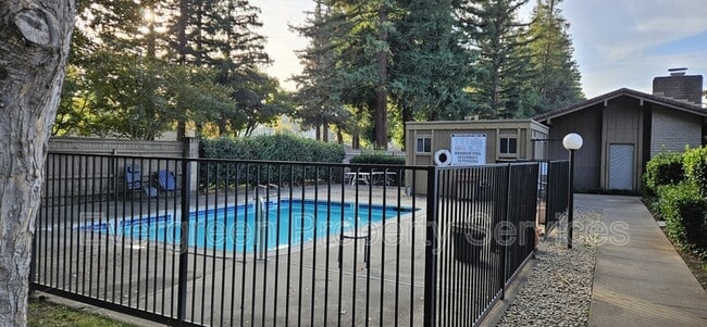 Photo - 2503 American River Dr