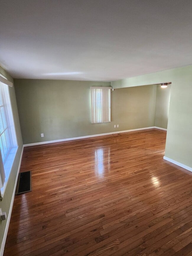 Photo - Charming 3-Bedroom Property in Prime Location