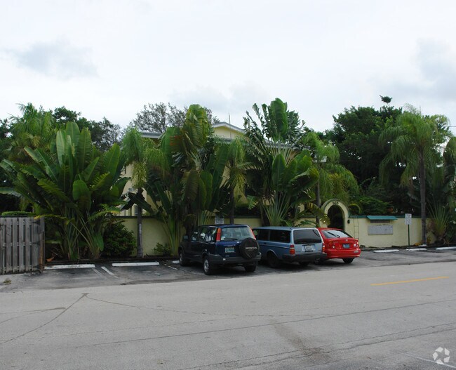 Photo - 515 Apartments